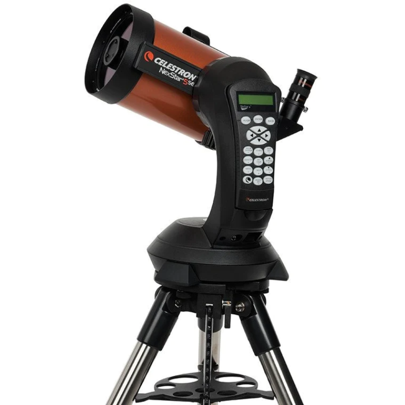 Nexstar 5SE facing left and pointed to the sky.