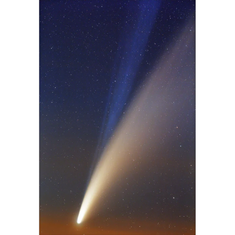 Image of halley's comet through Vixen Fluorit FL55SS Refractor Telescope.